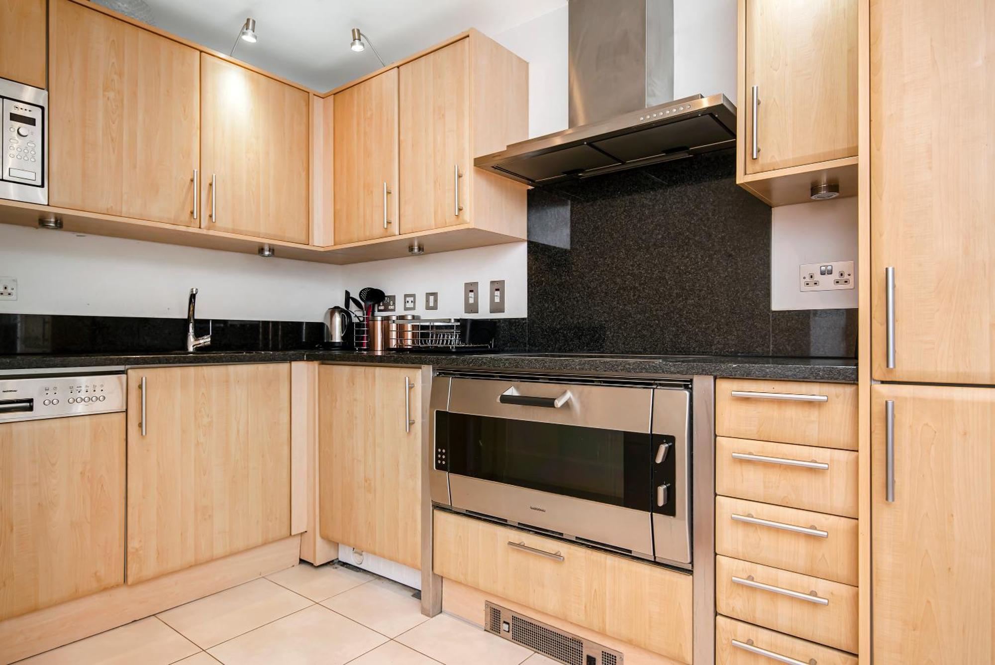 Central 2 Bed With Large Terrace London Eksteriør billede