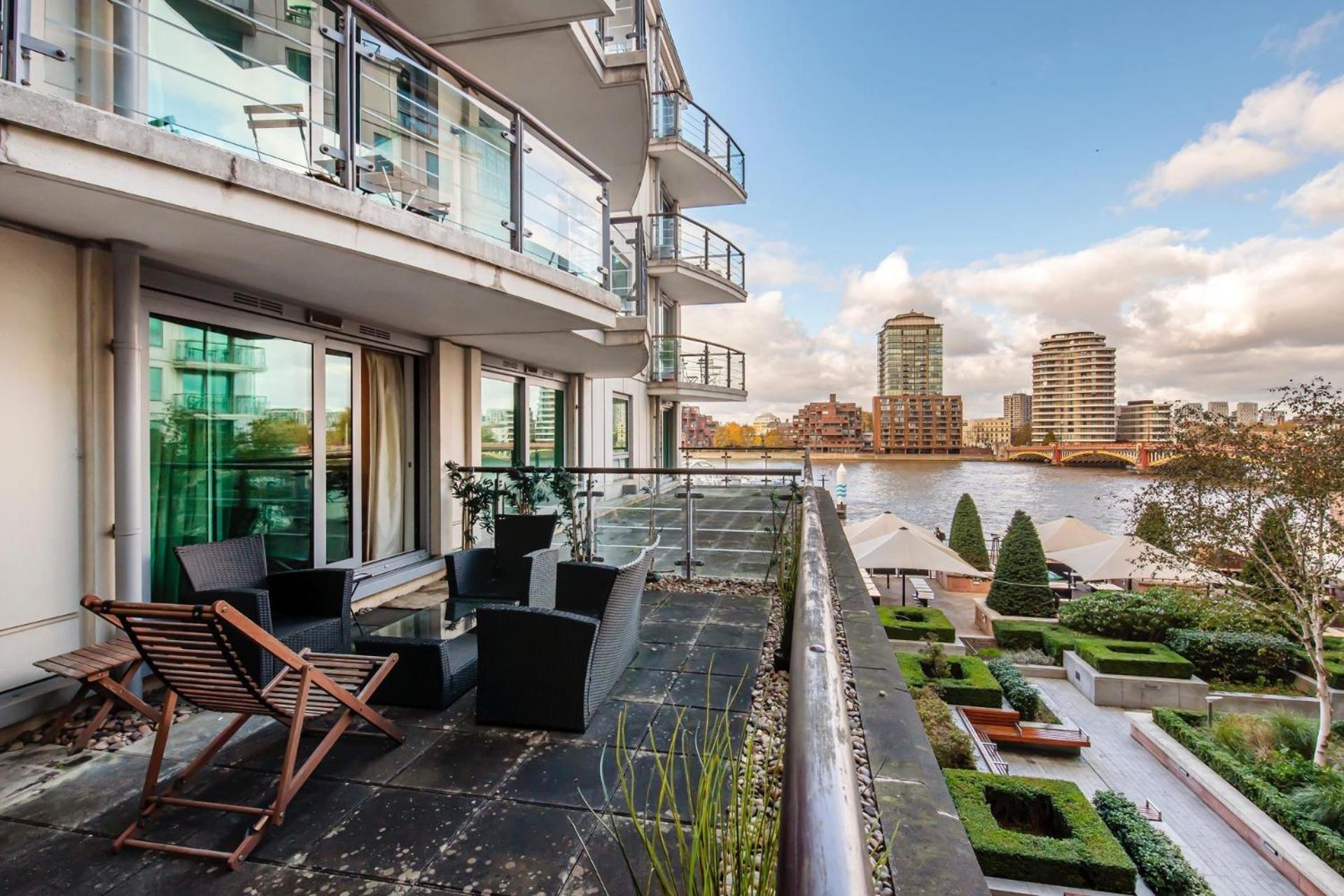 Central 2 Bed With Large Terrace London Eksteriør billede